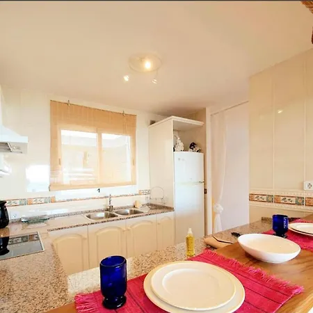 Exclusivo Atico Frente Al Mar Apartahotel *