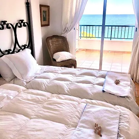 Exclusivo Atico Frente Al Mar Apartahotel