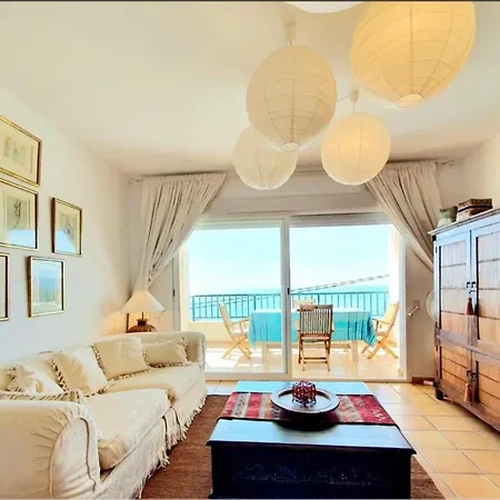 Exclusivo Atico Frente Al Mar Апарт-отель